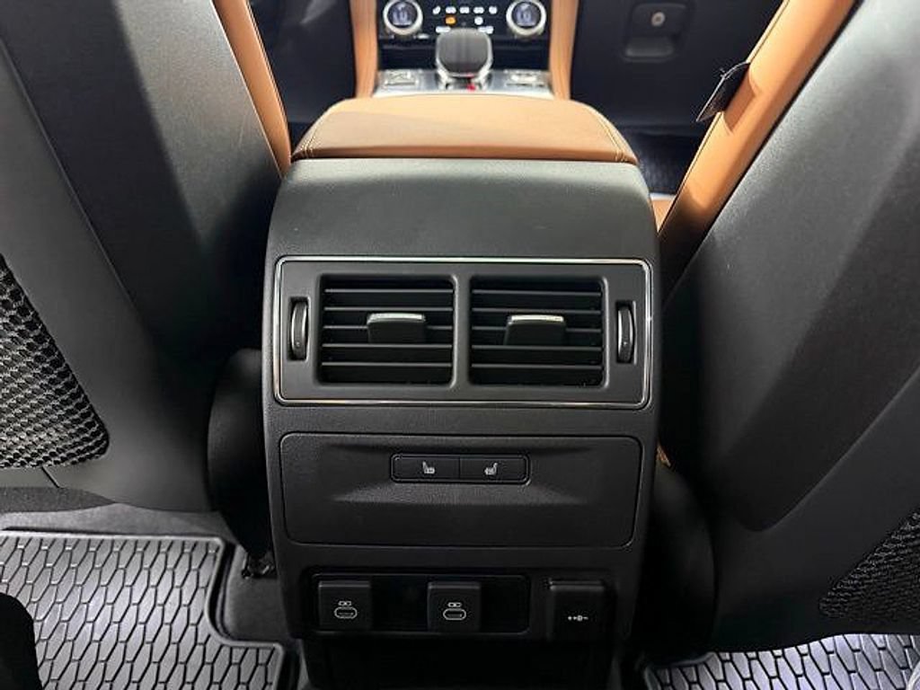 New 2026 Jaguar F-PACE R-Dynamic S AWD/4WD image 20