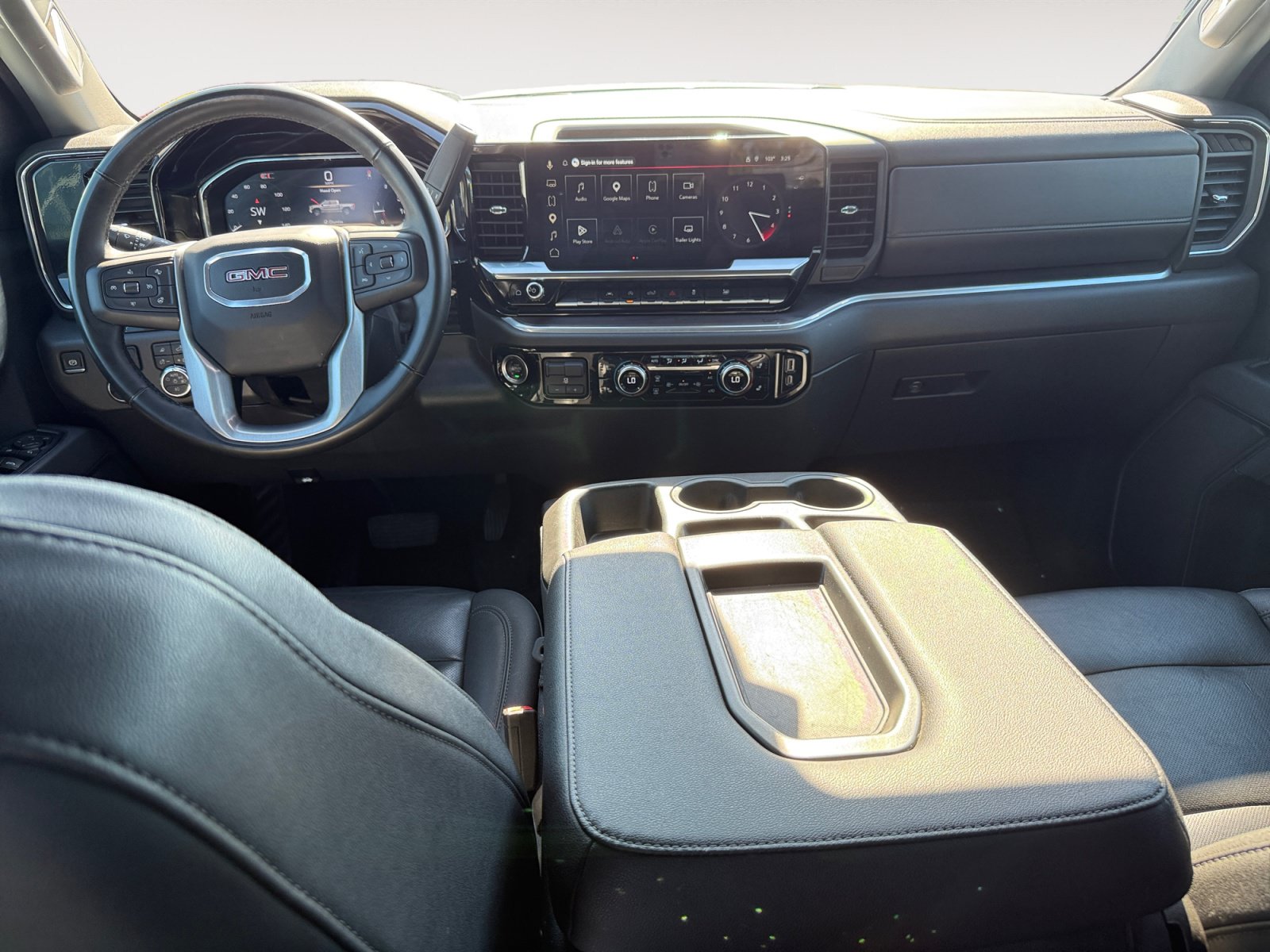 Used 2025 GMC Sierra 1500 SLT RWD image 15