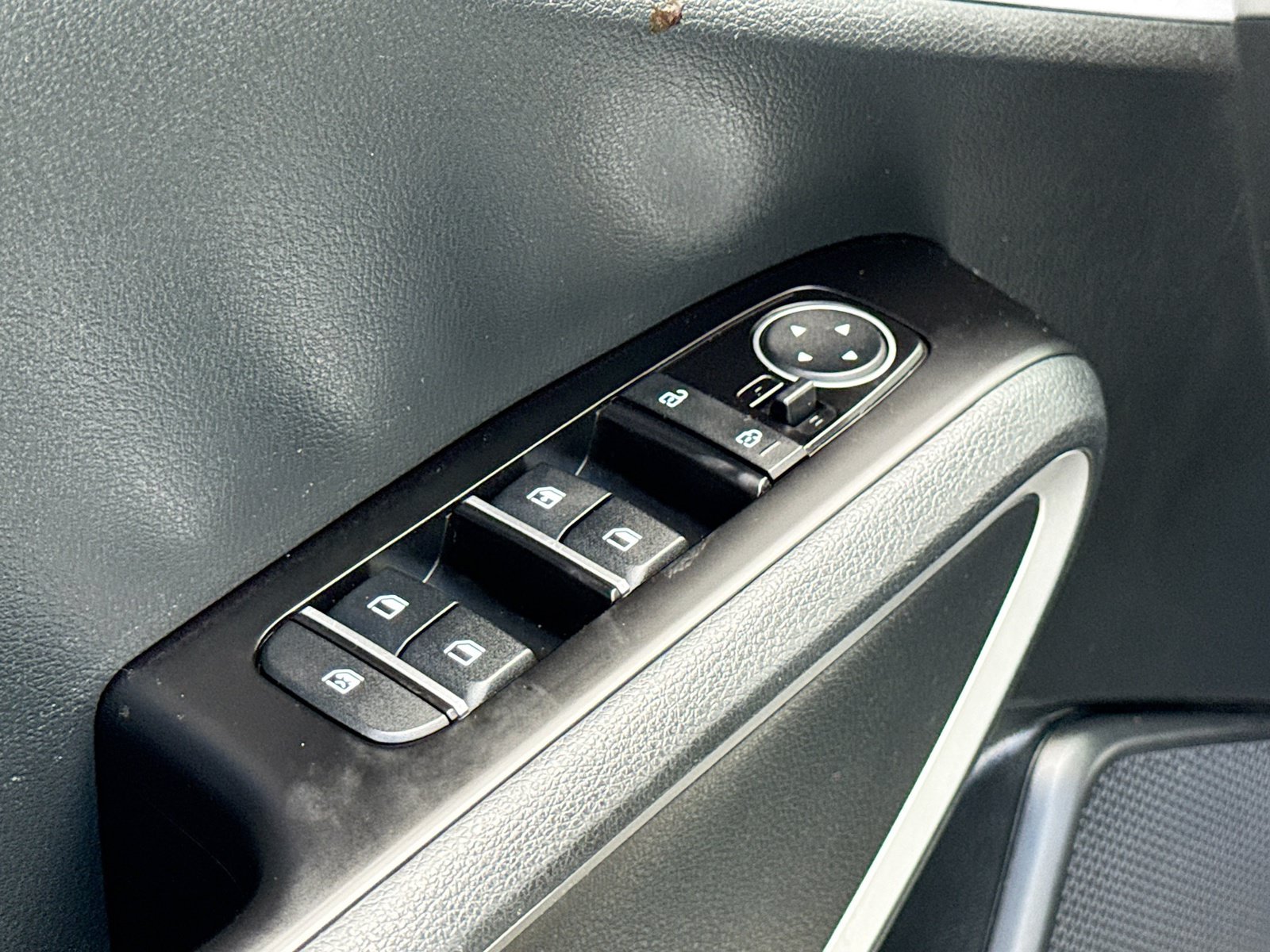 Used 2023 Kia Soul S FWD image 8