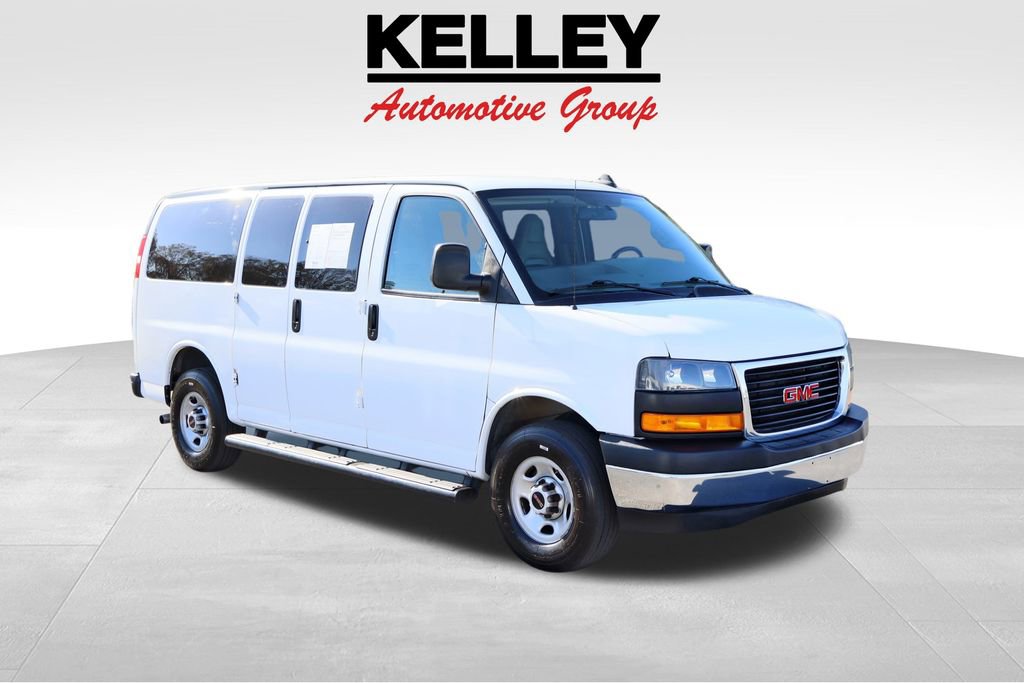 Used 2022 GMC Savana 3500 LS w/ Chrome Appearance Package image 1