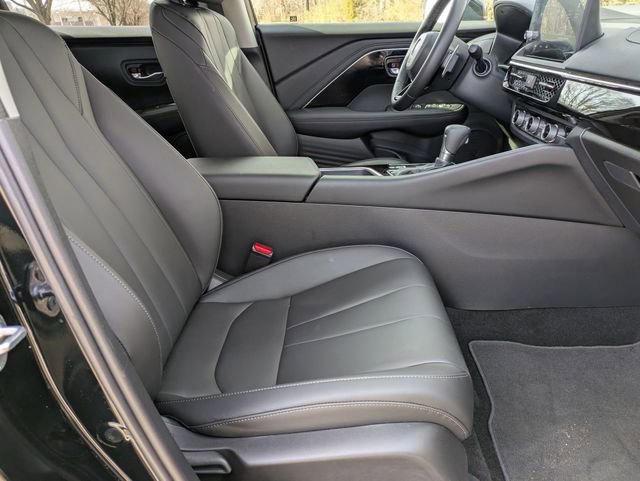 Certified 2025 Acura ADX AWD image 28