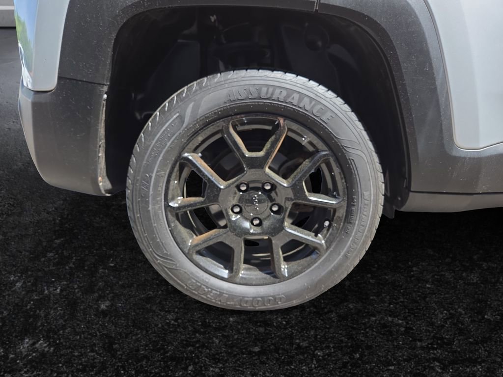 Certified 2020 Jeep Renegade Altitude AWD/4WD image 22