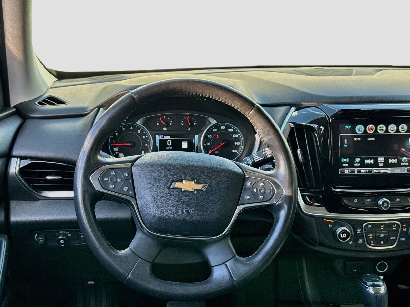 Used 2019 Chevrolet Traverse Premier w/ Redline Edition AWD/4WD image 16