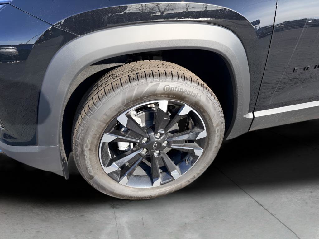 New 2026 Chevrolet Equinox RS w/ LPO, Floor Liner Package image 10