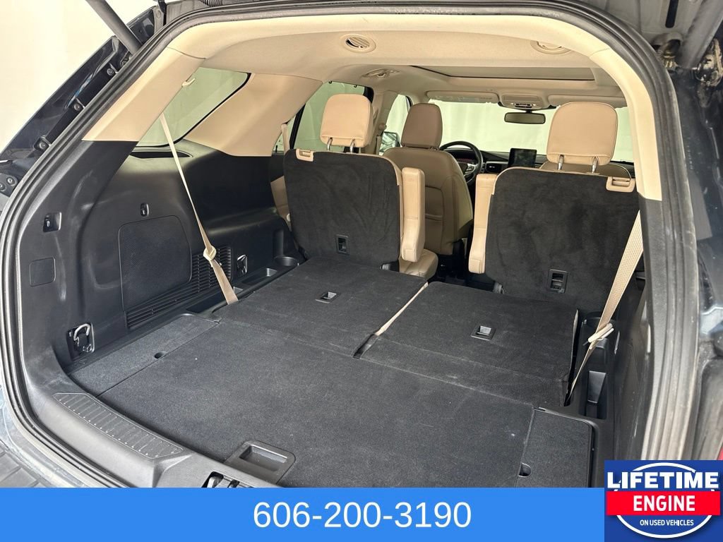 Used 2023 Ford Explorer Limited w/ Limited Technology Package AWD/4WD image 13