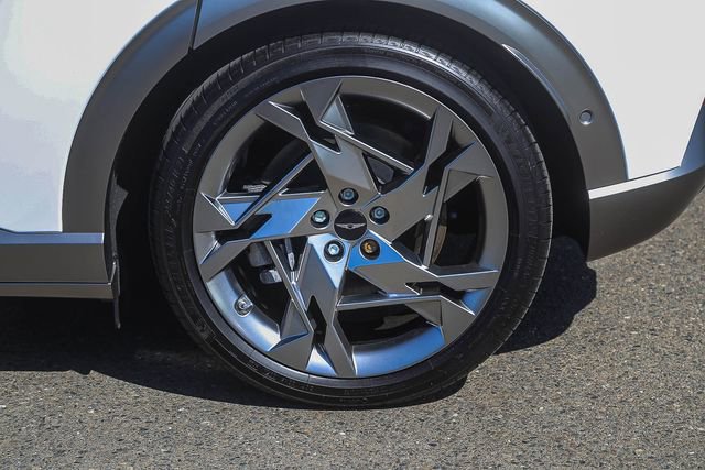 Used 2023 Genesis GV60 Performance image 12