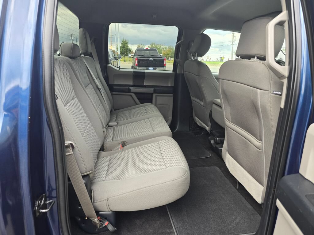 Used 2019 Ford F150 XLT w/ Heavy-Duty Payload Package AWD/4WD image 12