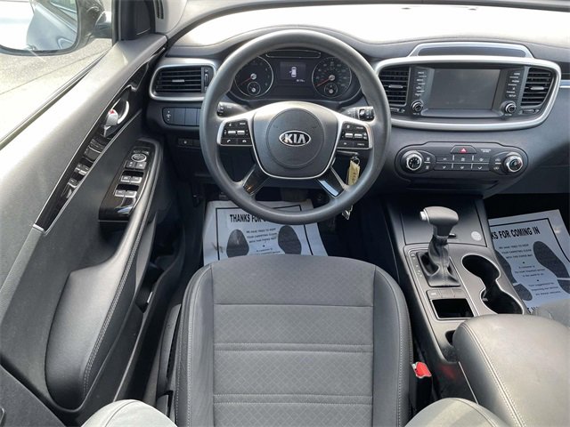 Used 2020 Kia Sorento L image 12