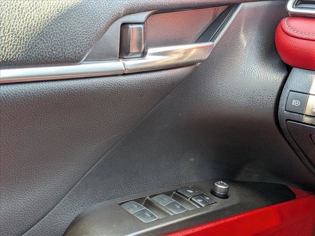 Used 2023 Toyota Camry XSE image 4
