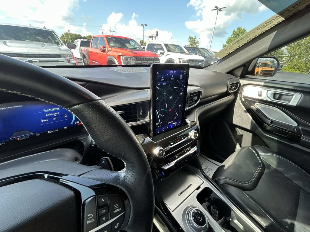 Used 2022 Ford Explorer ST w/ Equipment Group 401A AWD/4WD image 14