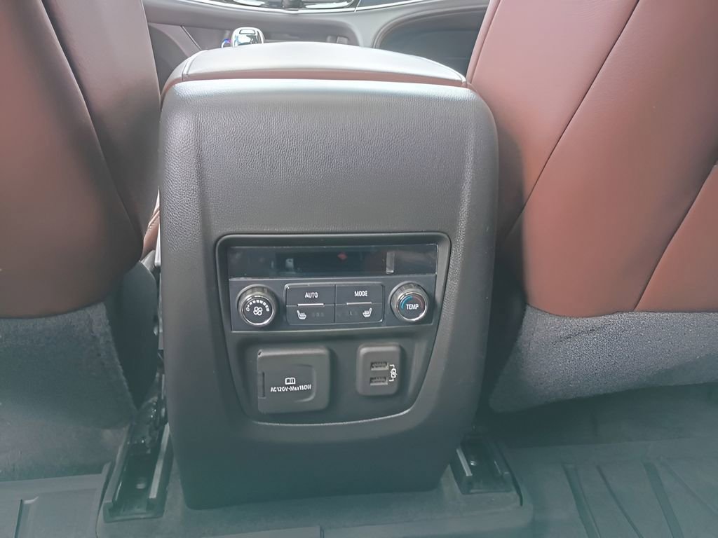 Used 2019 Buick Enclave Avenir w/ Avenir Technology Package image 29