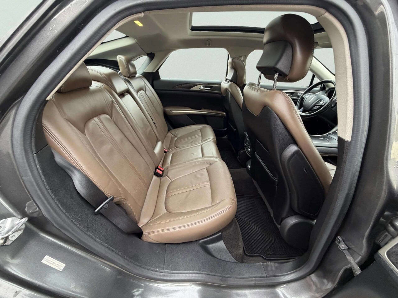 Used 2015 Lincoln MKZ Hybrid w/ Equipment Group 202A Reserve image 21