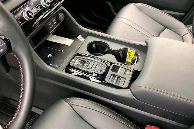 Certified 2025 Honda Pilot TrailSport image 16
