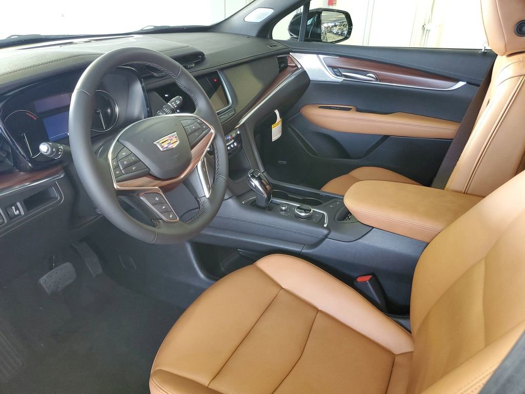 New 2025 Cadillac XT5 Premium Luxury image 15