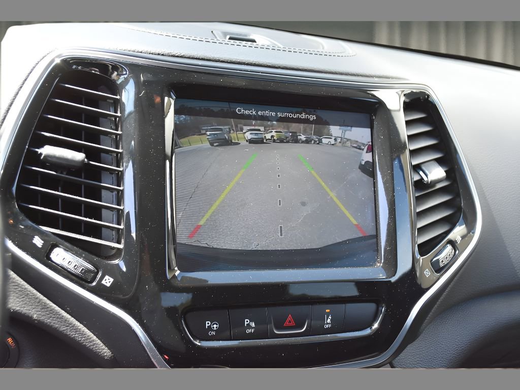 Used 2021 Jeep Cherokee Limited image 24