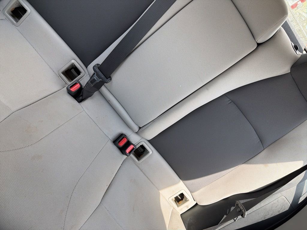 Used 2021 Toyota Corolla LE image 10