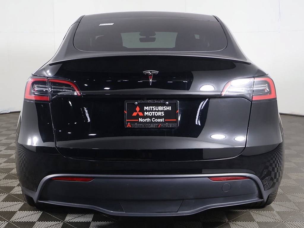 Used 2023 Tesla Model Y Performance AWD/4WD image 14