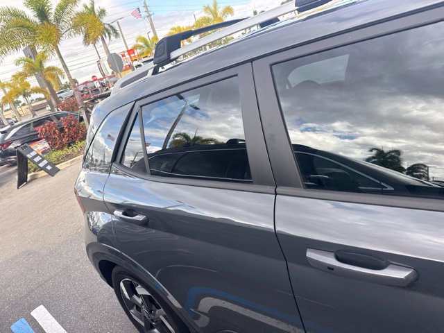 Used 2025 Hyundai Venue SEL FWD image 6