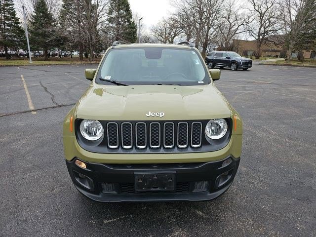 Used 2015 Jeep Renegade Latitude w/ Cold Weather Group II image 9