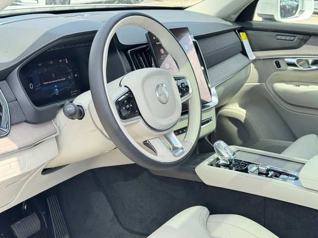 New 2026 Volvo XC90 T8 Ultra image 19
