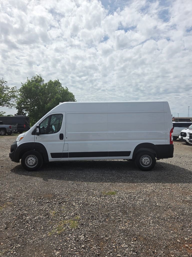 Used 2023 RAM ProMaster 2500 FWD image 2