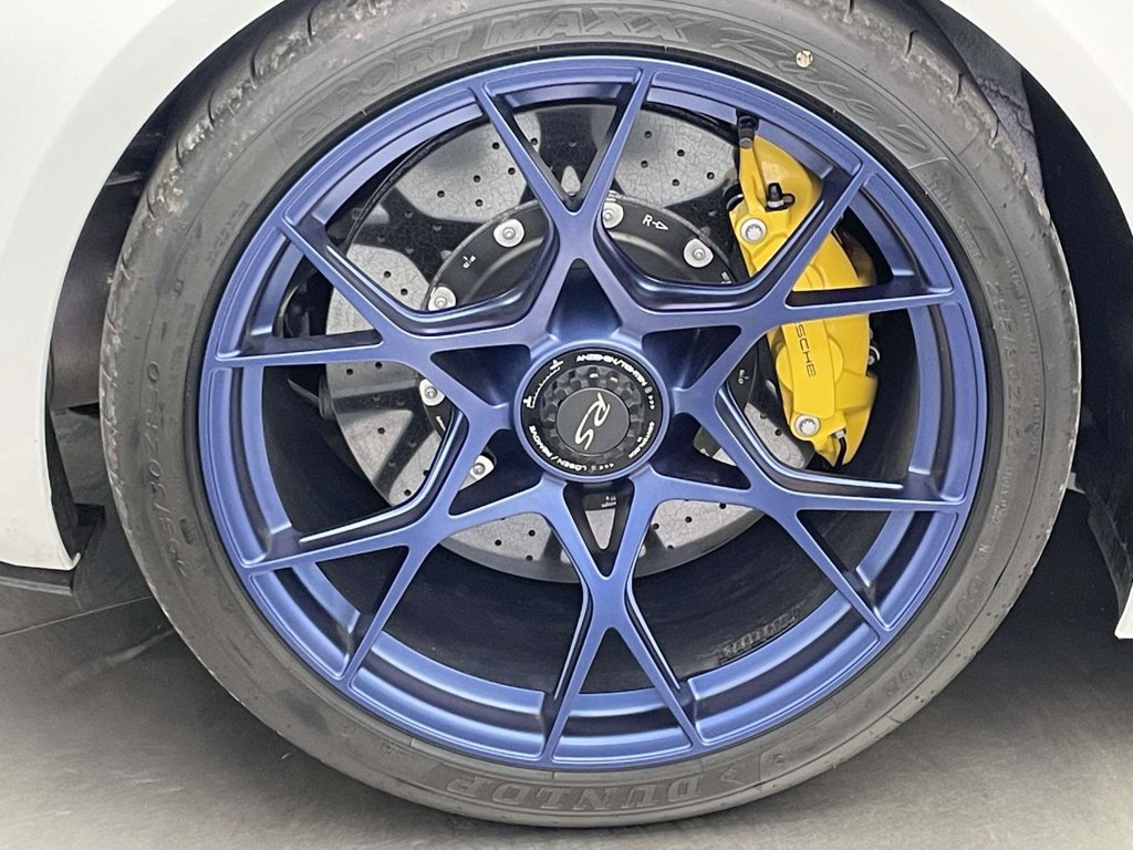 Certified 2025 Porsche 718 Boxster Spyder RS RWD image 13