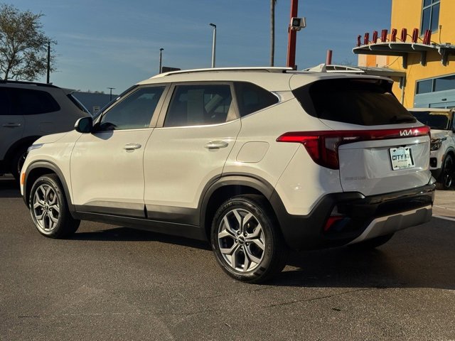 Certified 2024 Kia Seltos S image 2