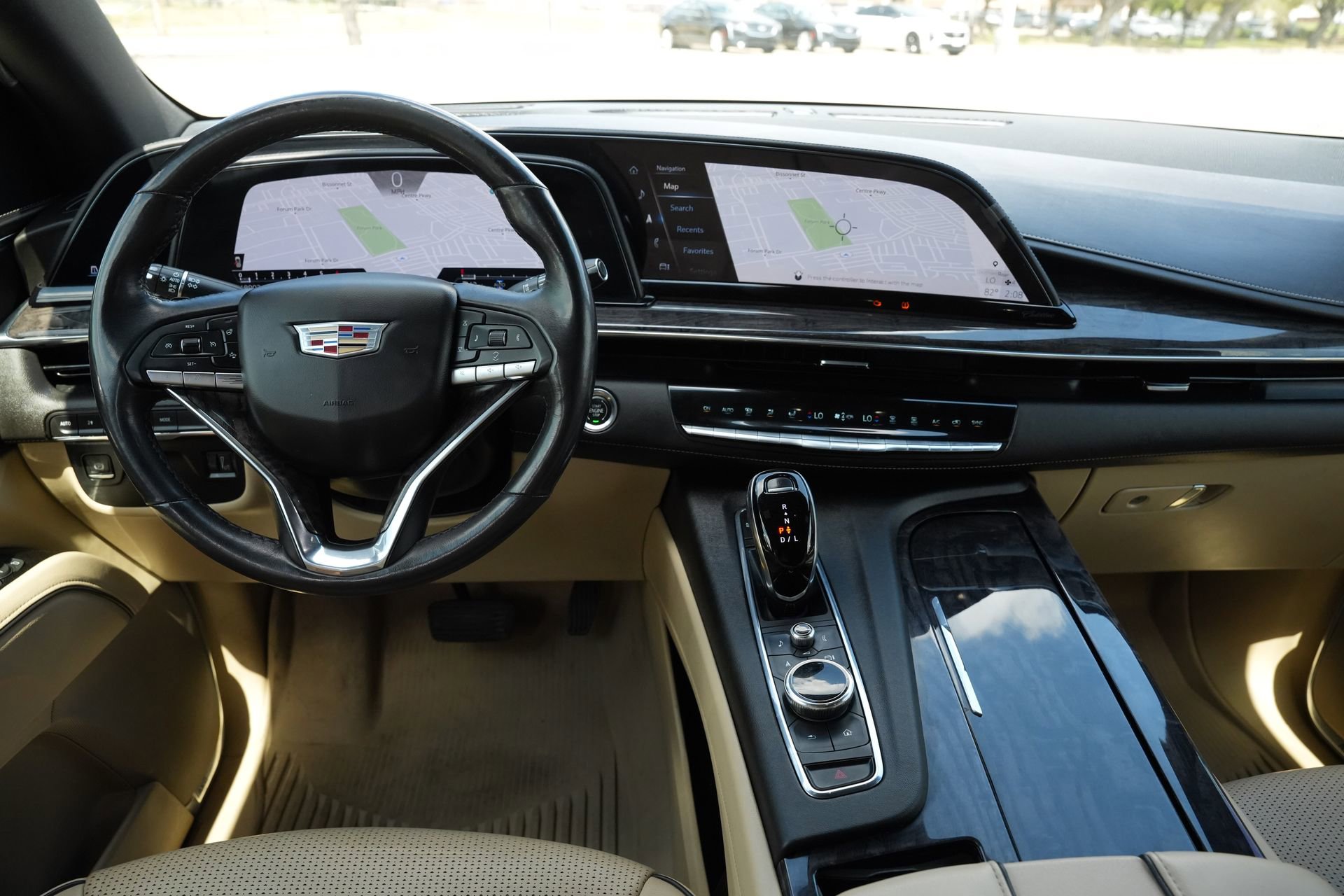 Used 2021 Cadillac Escalade ESV Premium Luxury AWD/4WD image 9