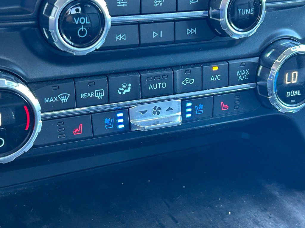 Used 2021 Ford F150 Lariat AWD/4WD image 31