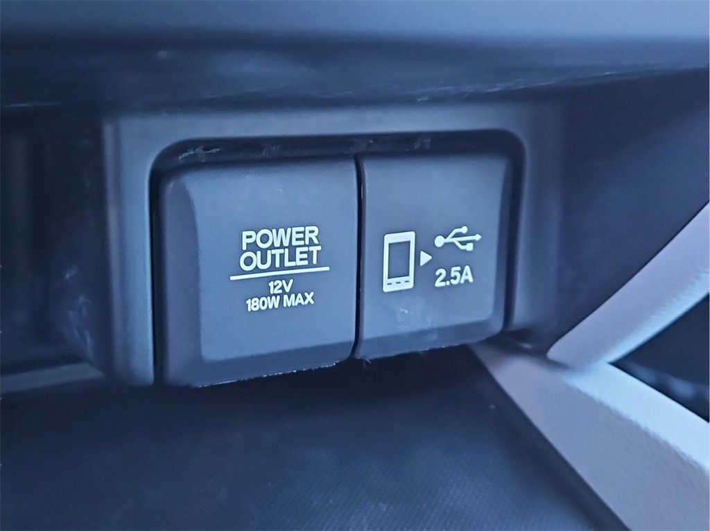 Certified 2022 Honda Pilot Touring image 28