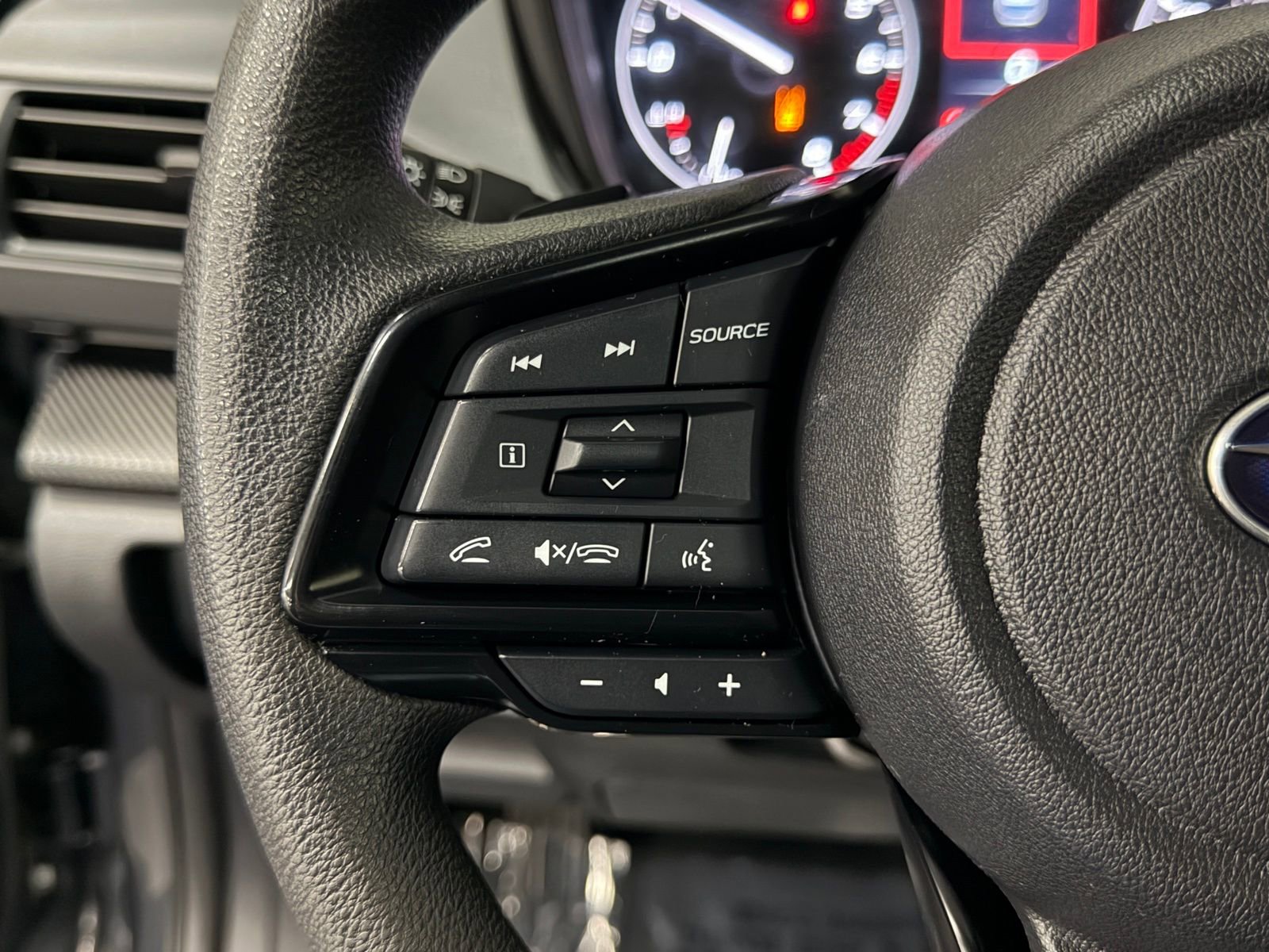 Used 2024 Subaru Crosstrek 2.0i Premium w/ Popular Package #3 image 25