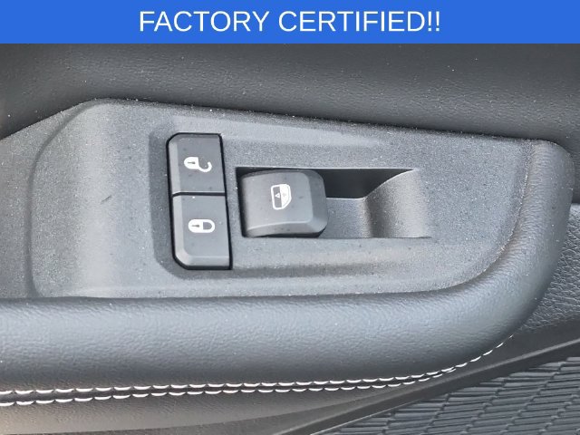 Certified 2024 Jeep Grand Cherokee L Limited w/ Black Appearance Package AWD/4WD image 31