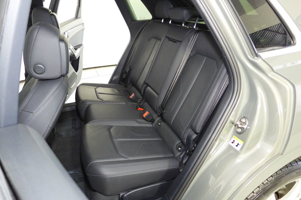 Used 2022 Audi Q3 2.0T Premium Plus w/ Premium Plus Package image 21
