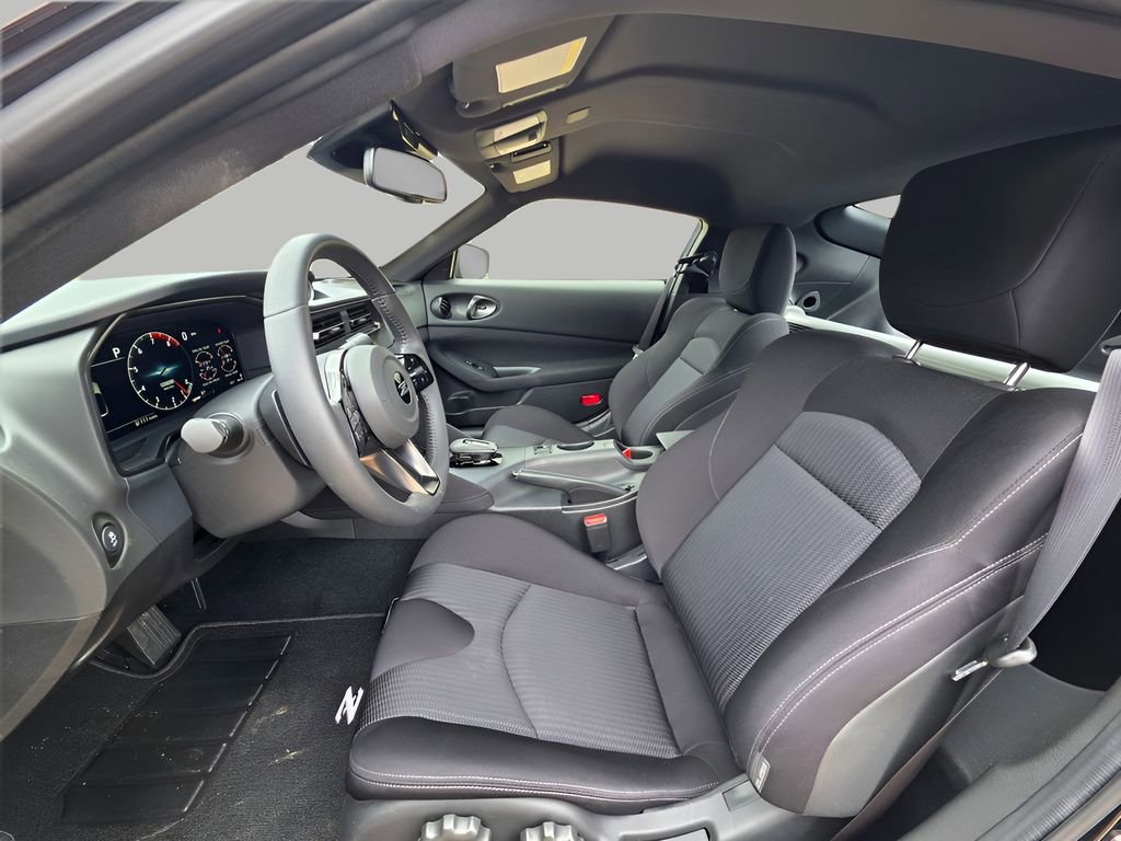 Used 2025 Nissan Z Sport w/ Floor Mat Package image 12