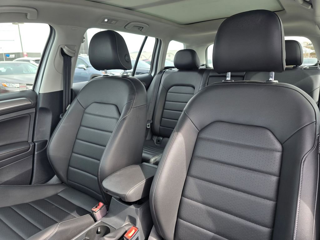 Used 2017 Volkswagen Golf Alltrack SEL image 23