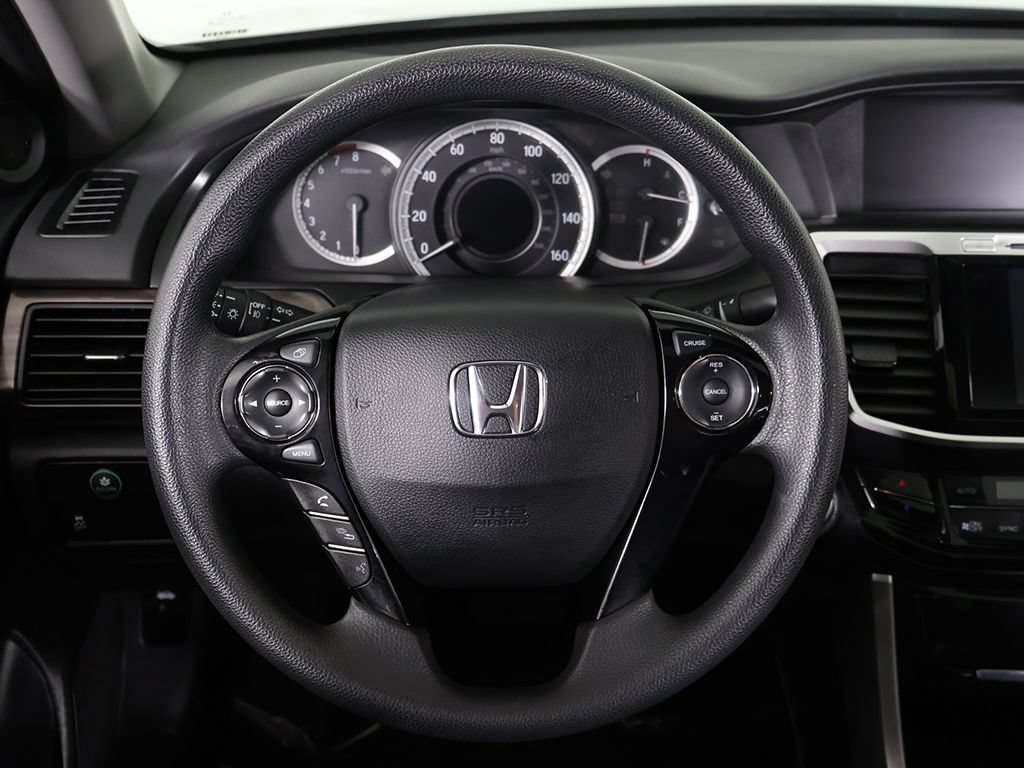Used 2017 Honda Accord EX image 36