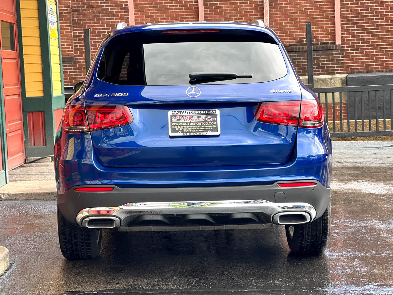 Used 2020 Mercedes-Benz GLC 300 4MATIC w/ Driver Assistance Package image 6