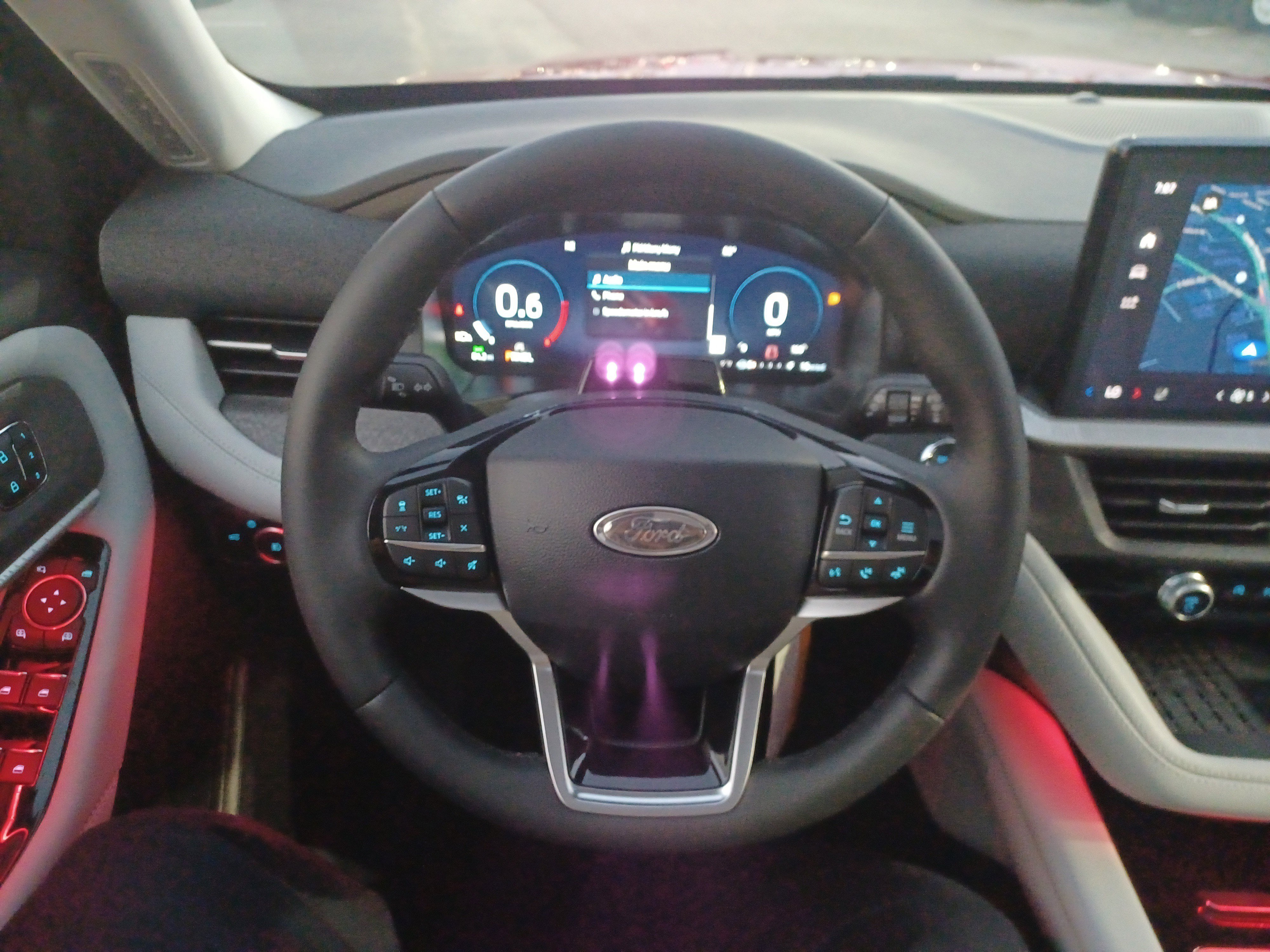 New 2025 Ford Explorer Platinum w/ Ultimate Package image 26