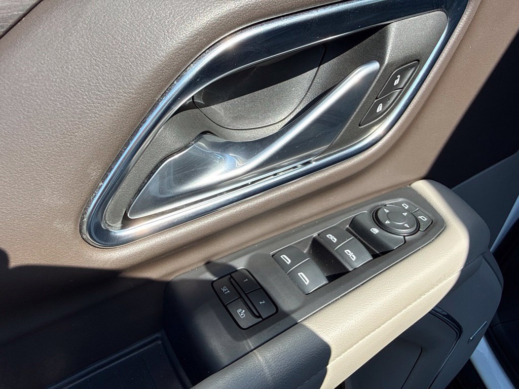 Used 2024 Chevrolet Suburban LT AWD/4WD image 29