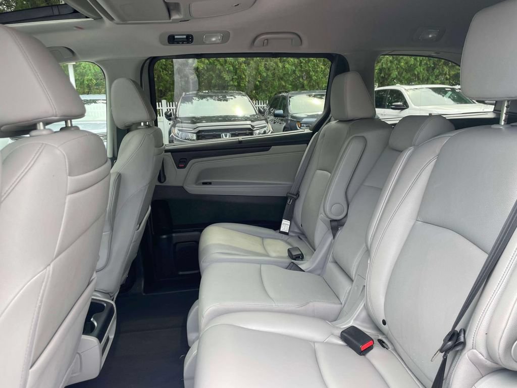 Used 2023 Honda Odyssey Touring image 10