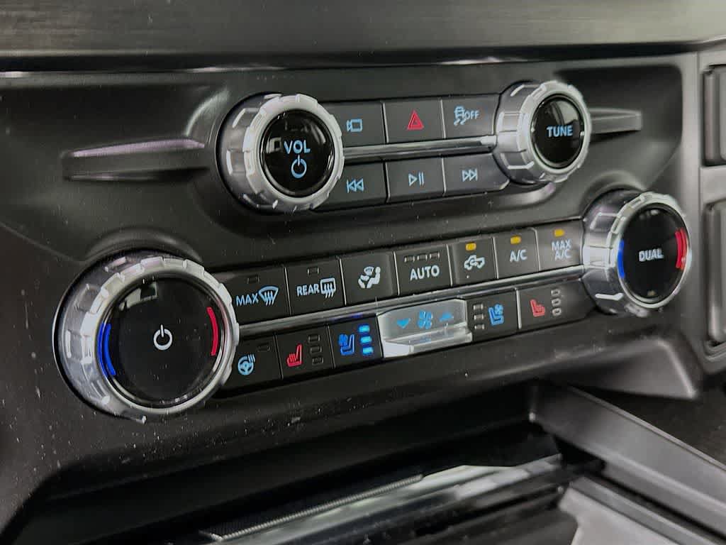 New 2026 Ford F250 Lariat w/ Black Appearance Package AWD/4WD image 18