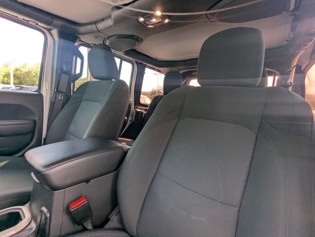 Used 2022 Jeep Wrangler Unlimited Sport AWD/4WD image 23