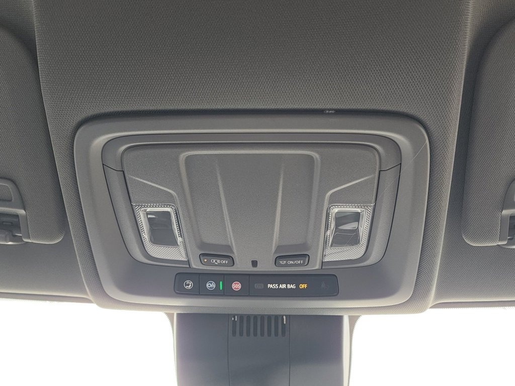 New 2026 GMC Sierra 1500 Elevation w/ LPO, Elevation Black Package image 35