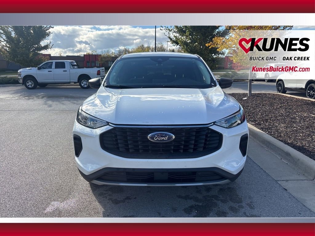 Used 2024 Ford Escape Active image 3