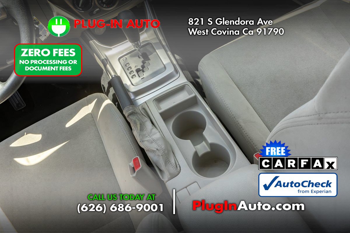 Used 2010 Subaru Impreza 2.5i AWD/4WD image 17