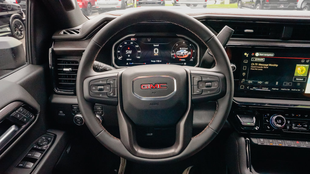 New 2026 GMC Sierra 2500 AT4 w/ Technology Package AWD/4WD image 17