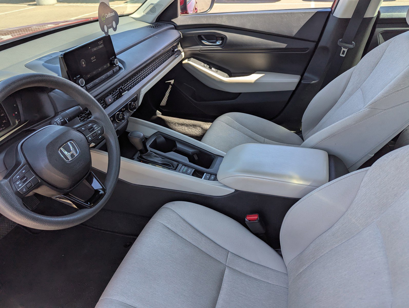 Used 2024 Honda Accord EX image 25