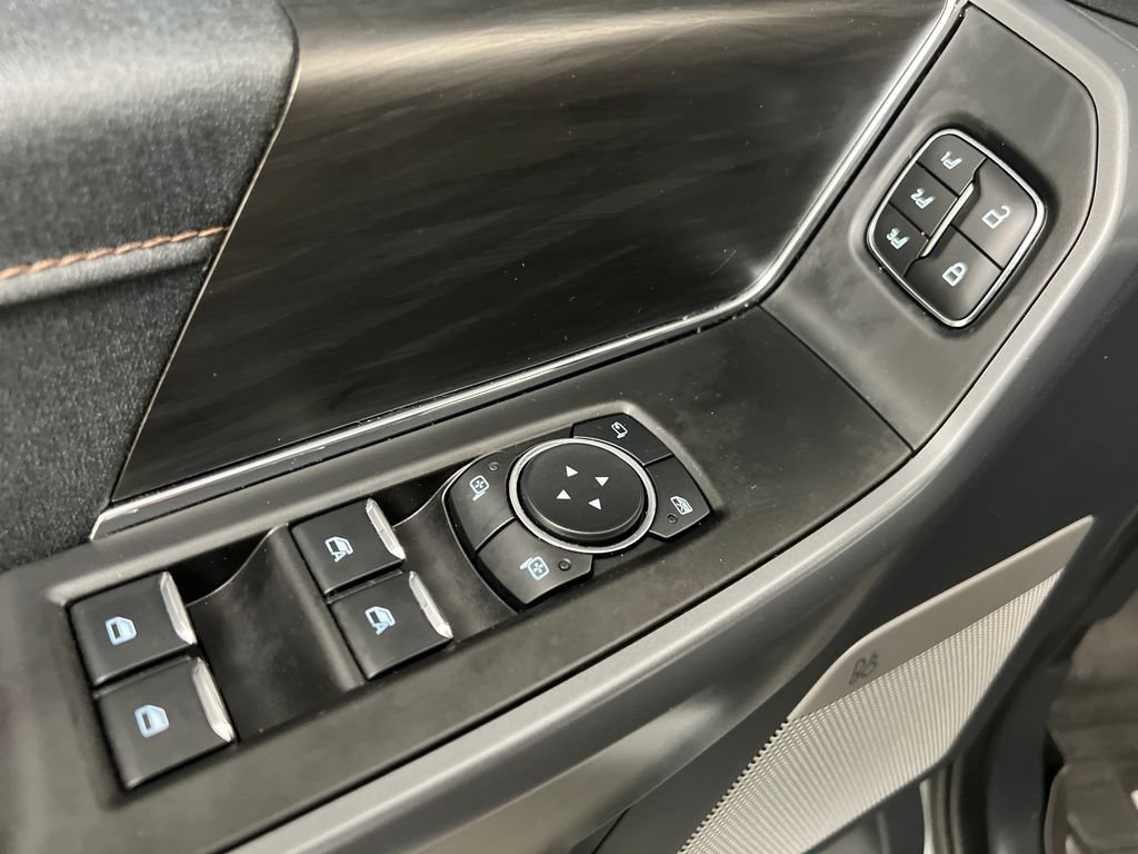 Used 2025 Ford F150 Lariat AWD/4WD image 15