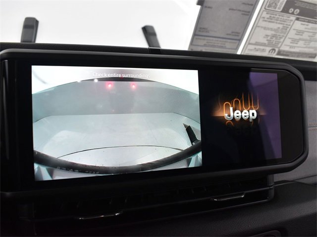 Used 2024 Jeep Wrangler Sport S image 33