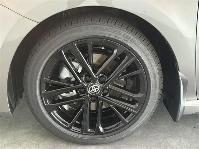 Used 2026 Toyota Camry SE FWD image 11